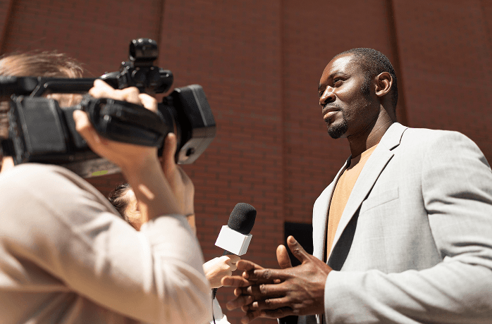 Journalists & Influencers